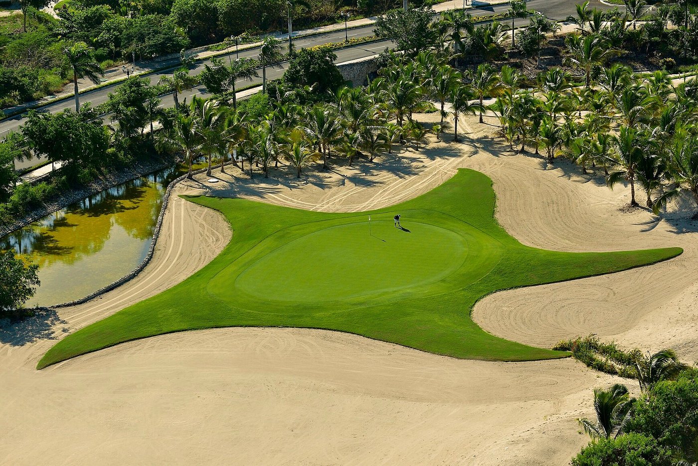 hole-8