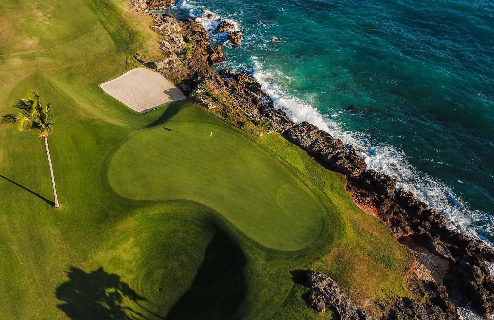 teeth-of-the-dog-golf-13